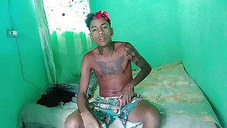 O NOVINHO PICUDO E O NOVINHO VOYEUR&period;  Soltando leite para voc&ecirc;s